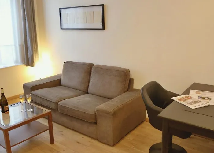 Agence Moment 'apart Legno 아파트 *